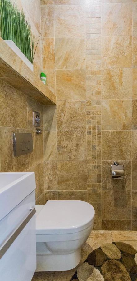 Chain Bridge Studio Apartment Βουδαπέστη Εξωτερικό φωτογραφία